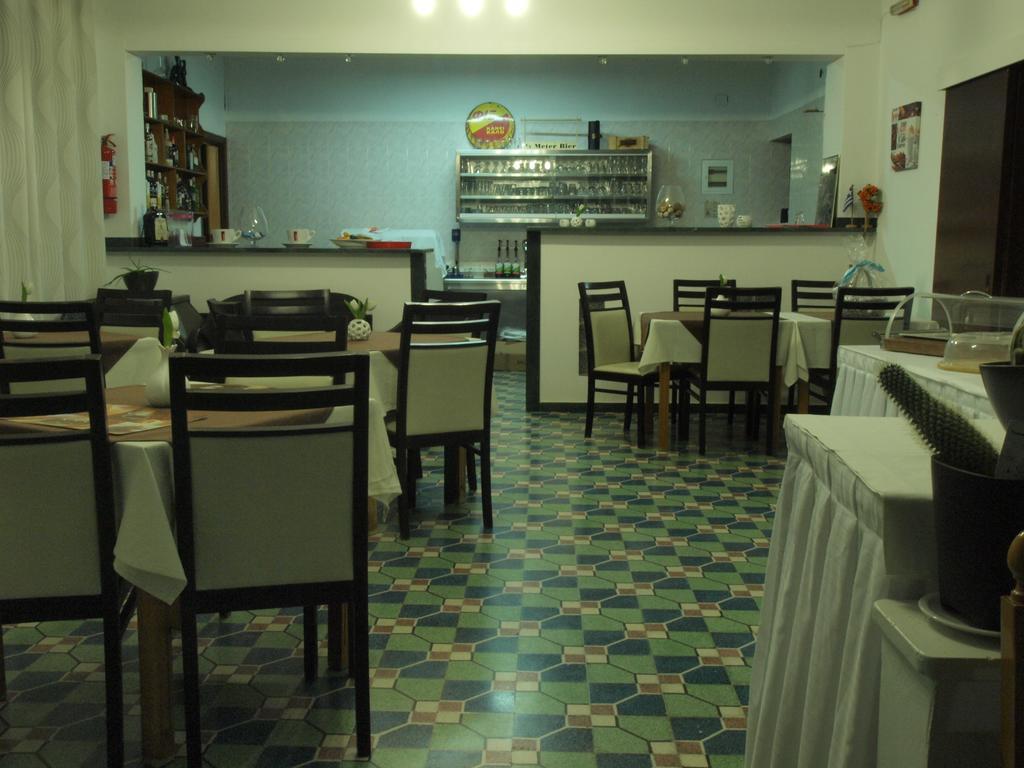 Serifos Beach Hotel リバディオン エクステリア 写真