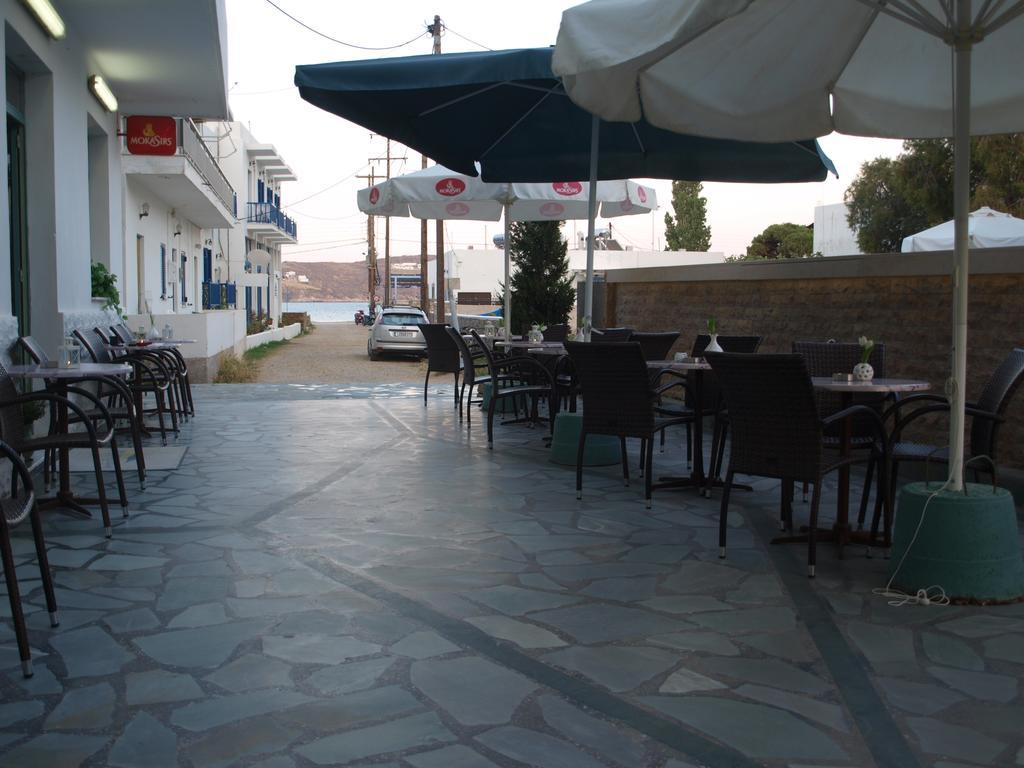 Serifos Beach Hotel リバディオン エクステリア 写真