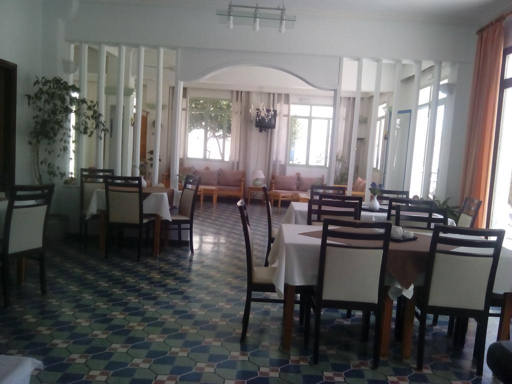 Serifos Beach Hotel リバディオン エクステリア 写真