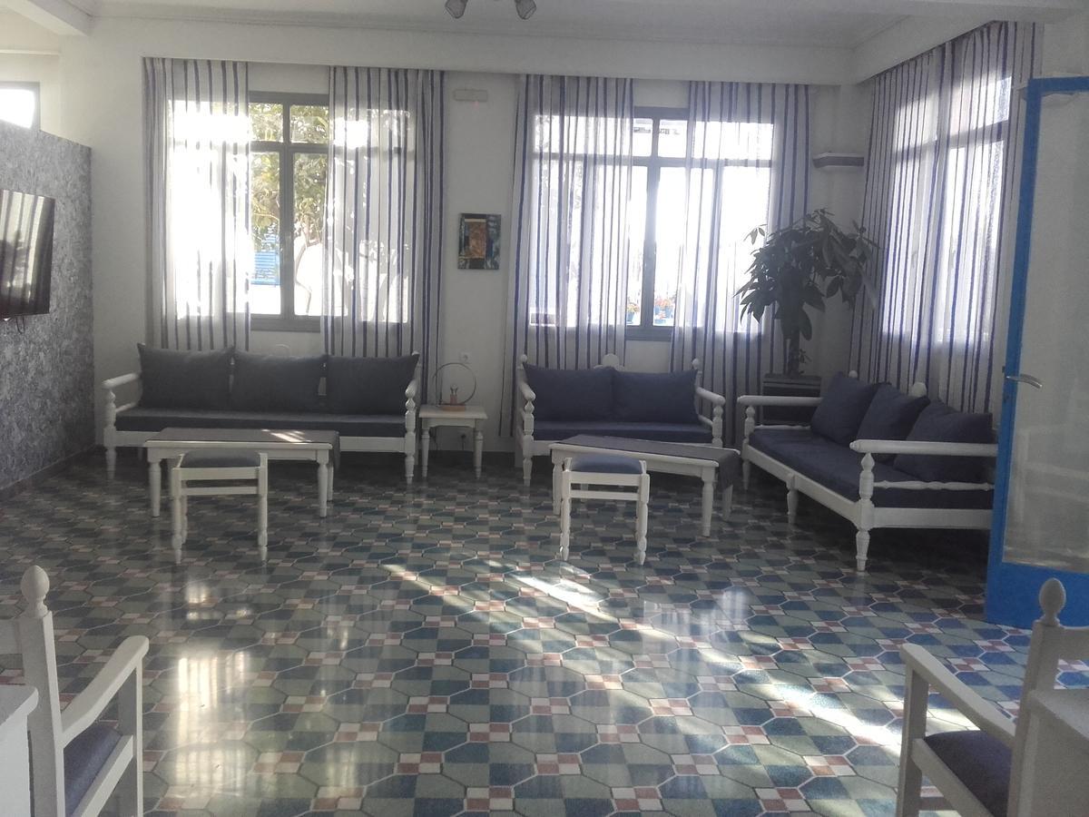 Serifos Beach Hotel リバディオン エクステリア 写真