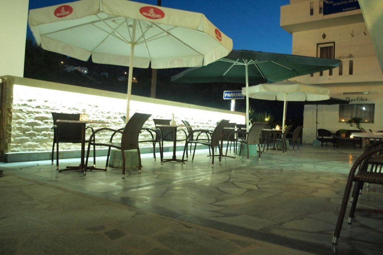 Serifos Beach Hotel リバディオン エクステリア 写真